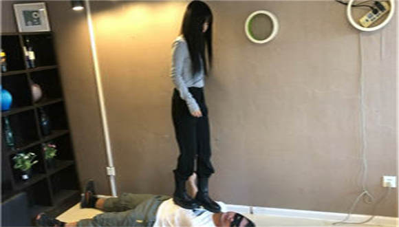 图片[13]_女子更衣室教训色狼_绳缚吧
