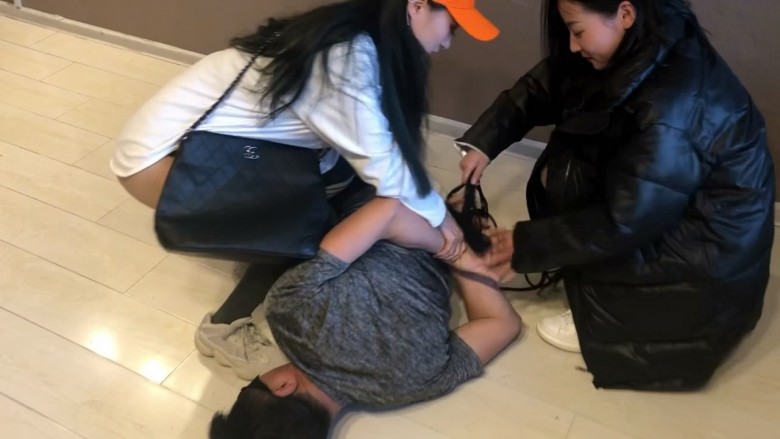 爆蛋姐妹花_绳缚吧