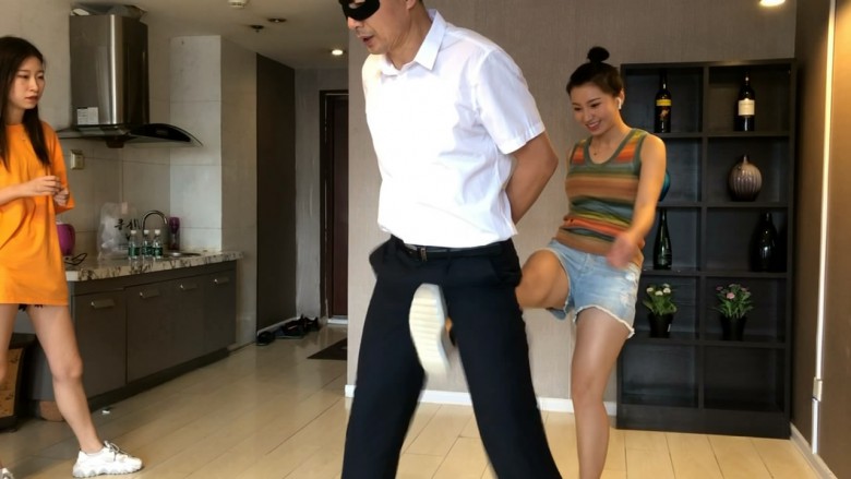 图片[11]_好文翻拍—女人是老虎_绳缚吧