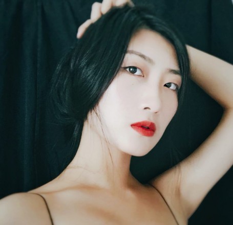 图片[2]_舞蹈系少女虐踩小奶狗_绳缚吧