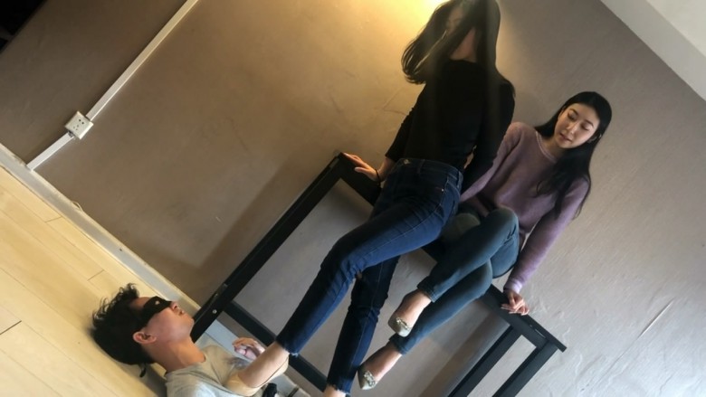 图片[10]_舞蹈系少女虐踩小奶狗_绳缚吧