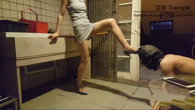 最新艾丝女王居家系列—–调教不听话的初学者_绳缚吧