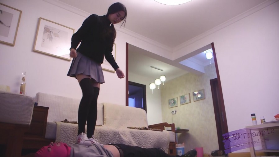 图片[15]_艾丝：哥哥父亲要求艾丝乱伦踩踏_绳缚吧