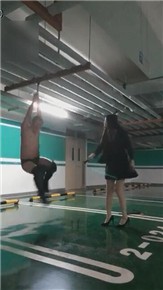 0232【VIVI】车库狠虐雪狼_绳缚吧