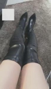 【VIVI】皮靴肉丝高跟下的狗畜牲_绳缚吧