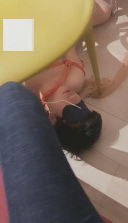 图片[6]_【VIVI】小白鞋丝袜堵嘴捆绑虐死贱狗_绳缚吧