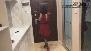 《湘香女王》女主人刁难侮辱乞丐_绳缚吧