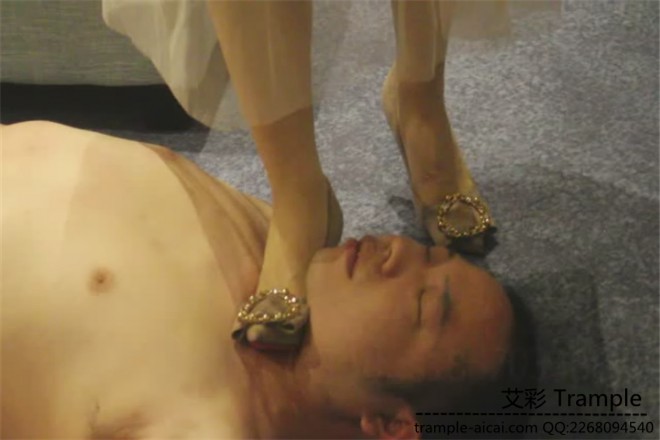 图片[4]_高跟鞋完虐_绳缚吧