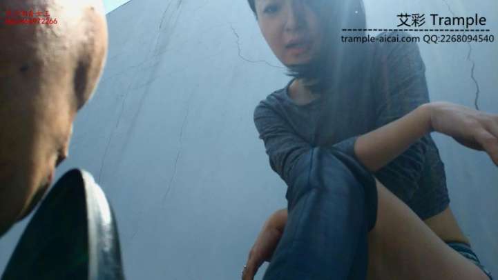 图片[13]_湘香女王长靴户外圣水淋浴贱狗_绳缚吧
