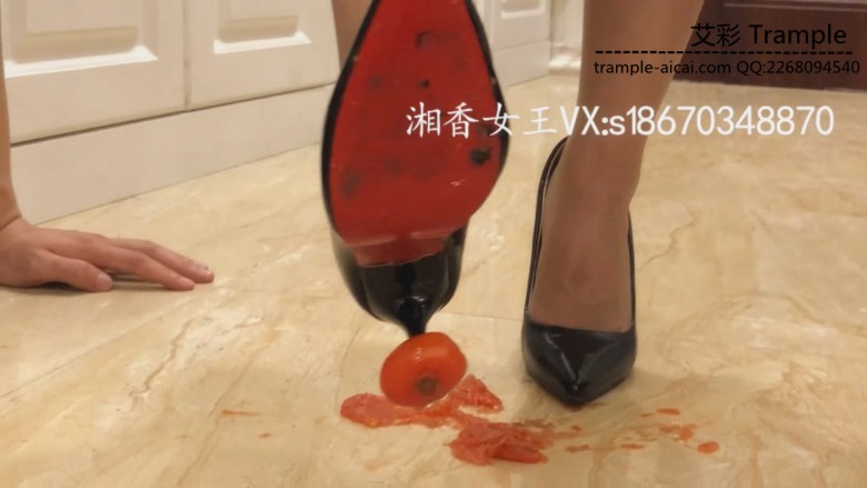 图片[11]_《湘香女王》食物踩踏喂食高跟虐乳_绳缚吧