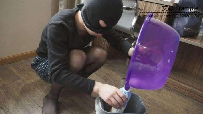 图片[16]_喝美女原味洗脚水_绳缚吧