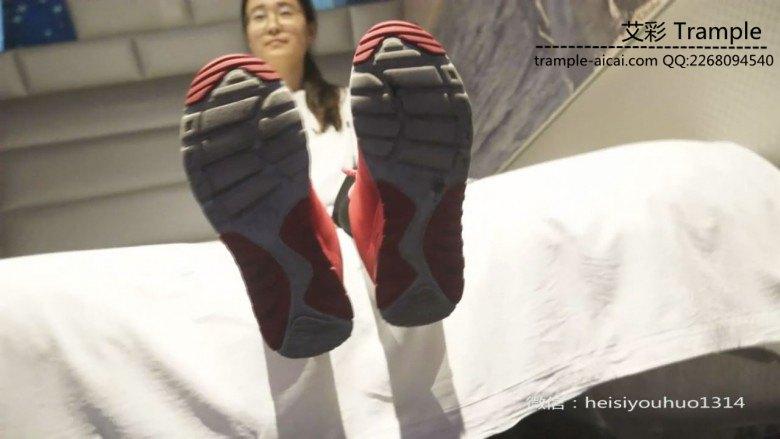 图片[3]_销售文员的原味旅游鞋踩踏_绳缚吧