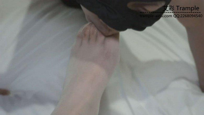 图片[13]_大二文艺委员学妹的初次调教_绳缚吧
