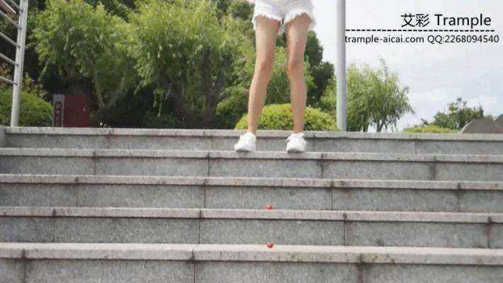 图片[15]_大一两位美女学生的户外美足秀_绳缚吧