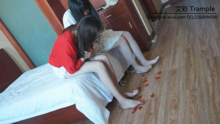 图片[12]_舔两位大一美女学生的原味帆布鞋_绳缚吧