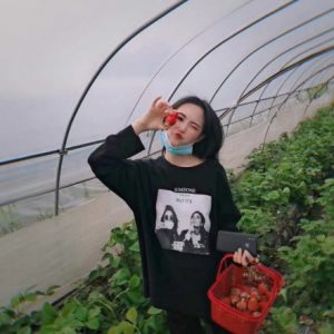 舞蹈演员晓晓的裸足踩水果脚喂食_绳缚吧
