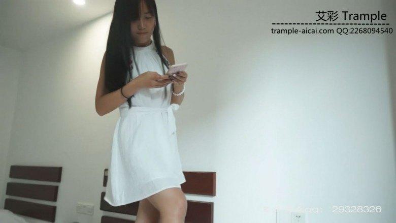 图片[8]_学生女主佳佳踩过的水果和脚尖上的酸奶_绳缚吧