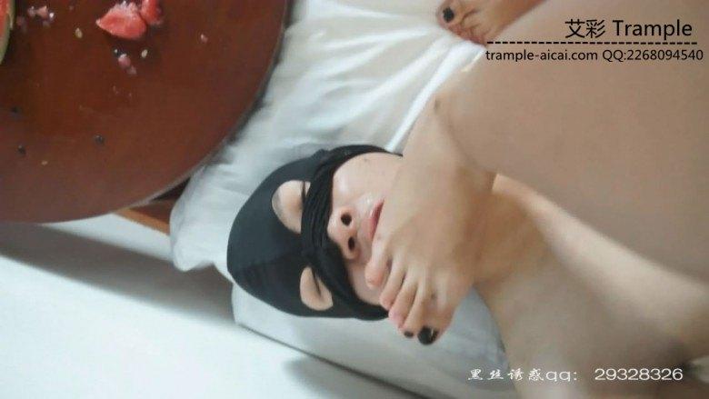 图片[11]_学生女主佳佳踩过的水果和脚尖上的酸奶_绳缚吧