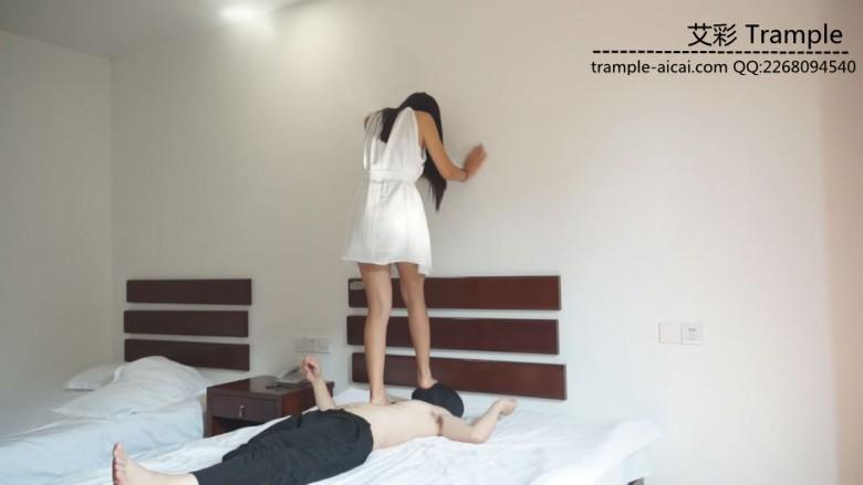 图片[5]_大二女生佳佳的裸足口水_绳缚吧