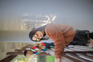 某在校大学生公园长靴肉丝秀_绳缚吧