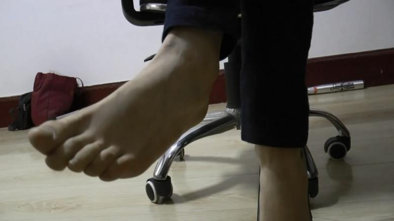 图片[3]_黑冰女王 第一人称裸足浓痰粗口羞辱_绳缚吧