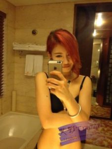 黑冰S 黑丝高跟踩碎卷子欺负书呆子_绳缚吧