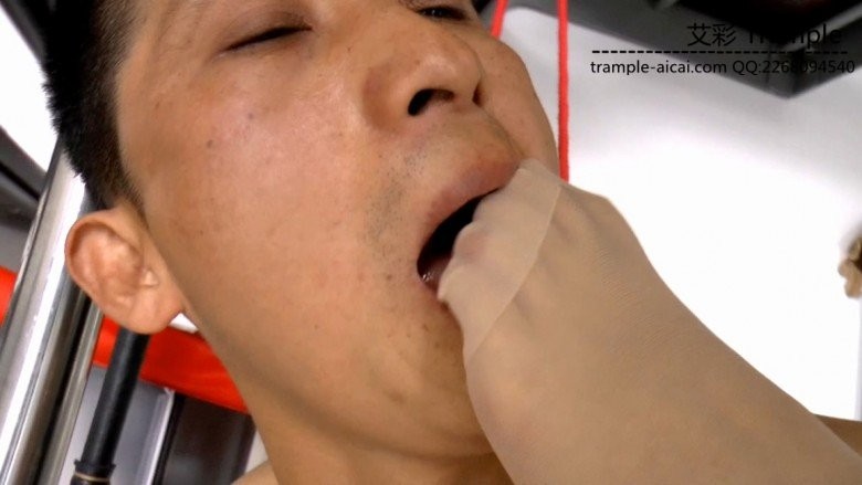 图片[15]_小月女王靴子肉丝脚虐奴_绳缚吧