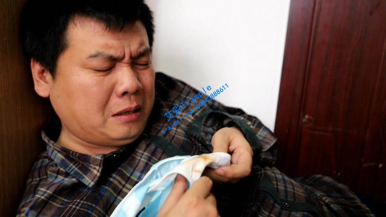 图片[9]_【奕潇】脚尖跳踩强迫舔内裤的污渍_绳缚吧
