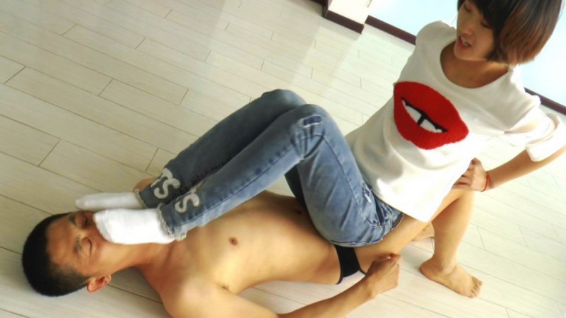 图片[2]_小月压杀 残酷站脸跺踩JJ_绳缚吧