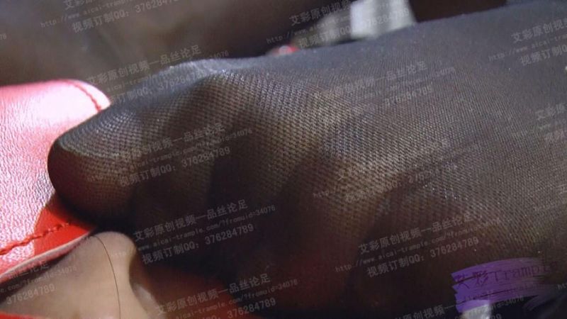 图片[14]_女女-妞妞踩踏羞辱贱货班长_绳缚吧