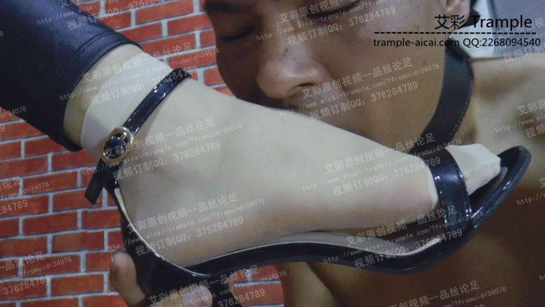 图片[5]_精致高跟凉鞋踩踏_绳缚吧