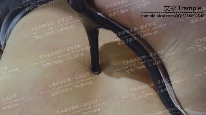 图片[9]_精致高跟凉鞋踩踏_绳缚吧
