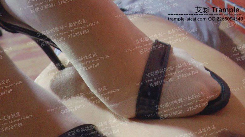图片[11]_精致高跟凉鞋踩踏_绳缚吧