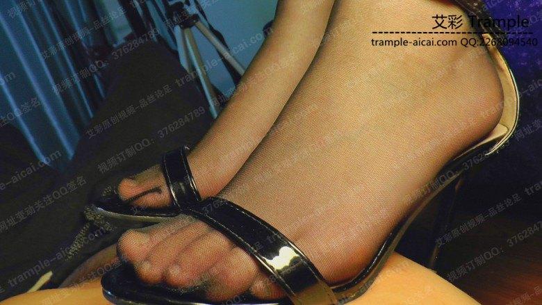 图片[16]_青涩女王的黑丝玉足_绳缚吧