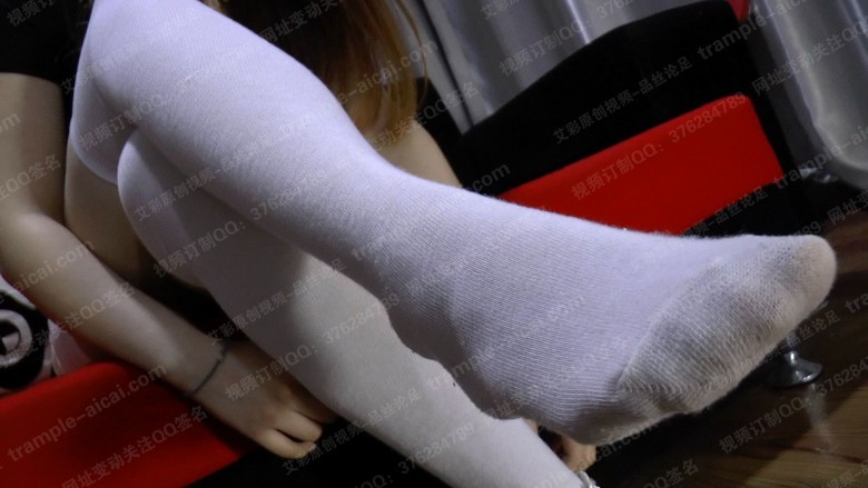 图片[4]_女学生应聘足模变女王(一）_绳缚吧