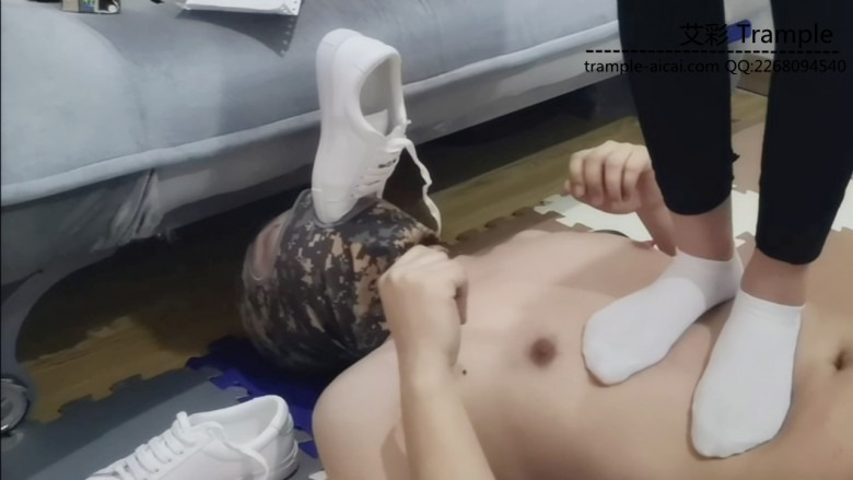 图片[16]_傲柔s黑丝高跟+白袜白鞋+口水调教！_绳缚吧