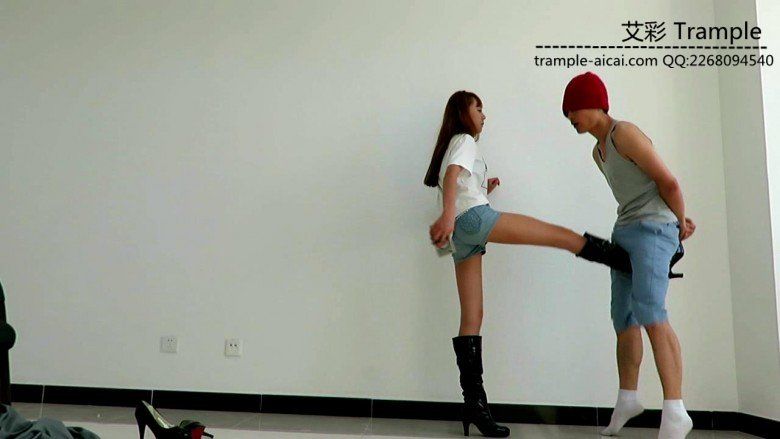 图片[5]_00后天使女主皮靴踢裆、踹头膝顶贱狗！_绳缚吧