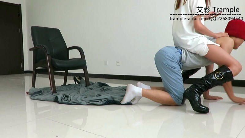 图片[5]_00后天使皮靴调教，舔靴底，骑乘，玩弄，全体重踩踏！_绳缚吧