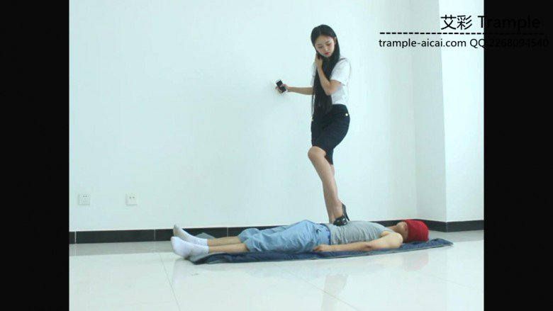 图片[8]_老师天依女主高跟踩贱狗！_绳缚吧