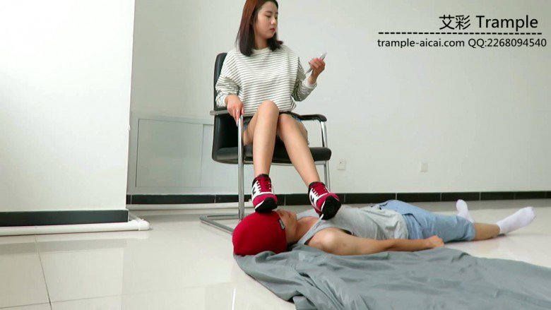 图片[9]_甜美媛媛女主运动鞋调教贱狗！_绳缚吧