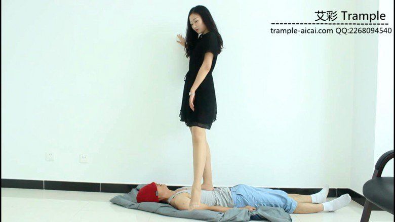 图片[3]_超模天星女主肉丝袜玩弄践踏贱狗头部下体！_绳缚吧