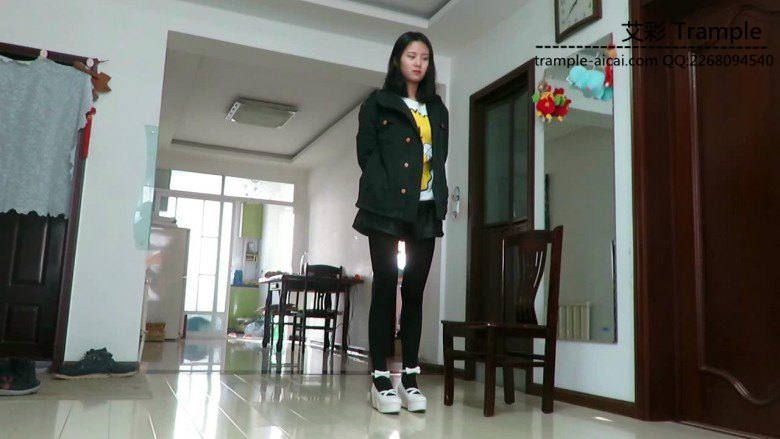 媛媛出演剧情！讨厌的经理最后做我的狗！_绳缚吧