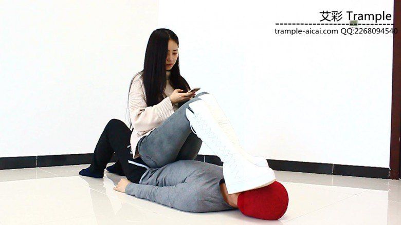 图片[6]_漂亮老师天依女主坐踩重剁羞辱调教贱狗！_绳缚吧