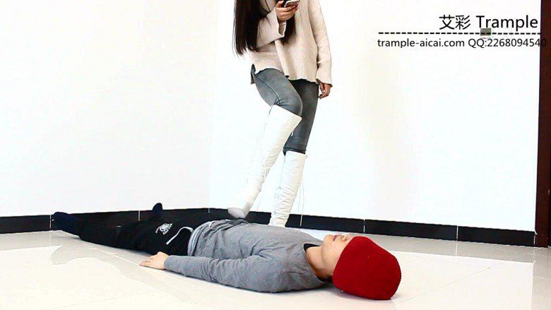 图片[13]_漂亮老师天依女主坐踩重剁羞辱调教贱狗！_绳缚吧