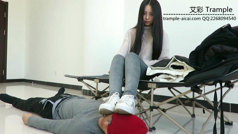 图片[6]_超漂亮老师天依女主棉袜堵嘴，裸足踩脸！_绳缚吧