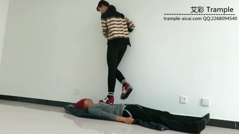 图片[10]_00后女主运动鞋跑踏人体软垫骑乘休息！_绳缚吧