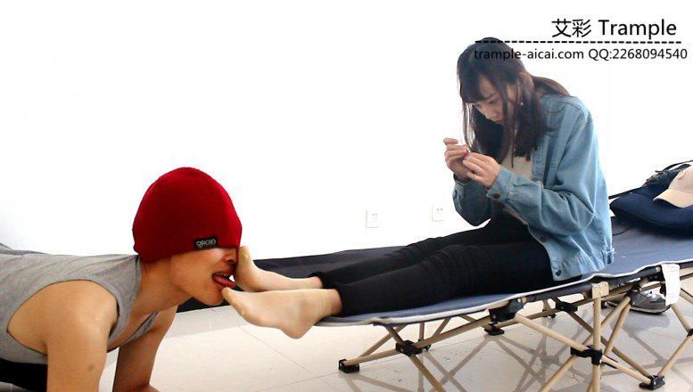 跪舔00后天使女主短肉丝！_绳缚吧