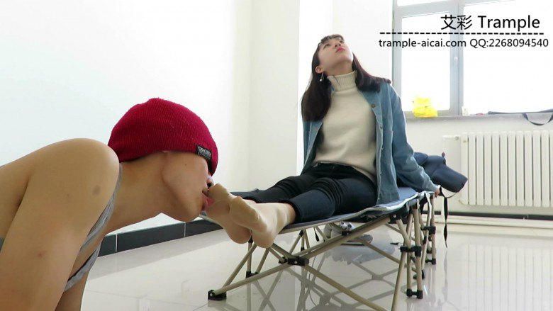 图片[9]_跪舔00后天使女主短肉丝！_绳缚吧