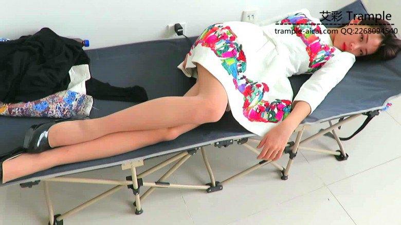 嘴叼00后天使女主高跟不许掉！_绳缚吧