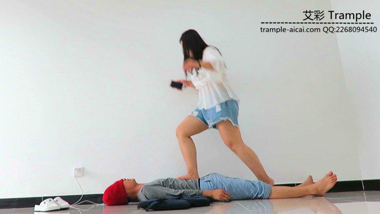 图片[10]_双胖主听音乐在贱狗身上韵律踩踏！_绳缚吧